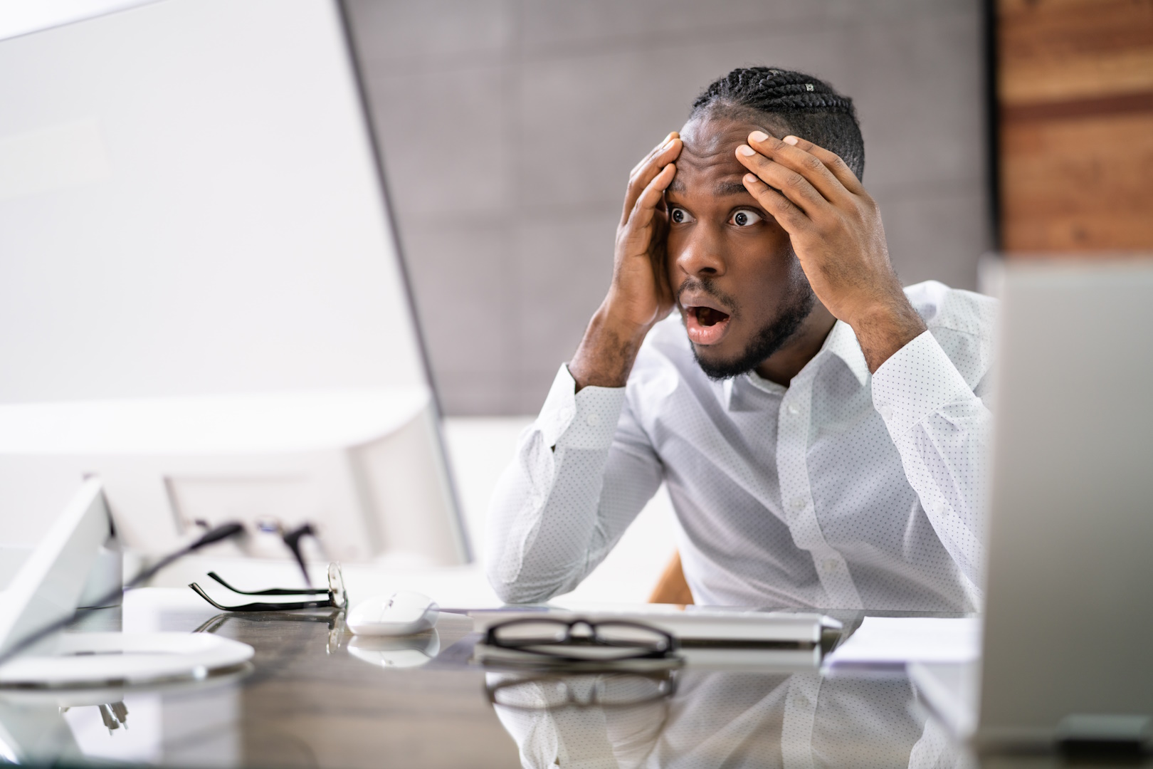 VirtuHire Login Image